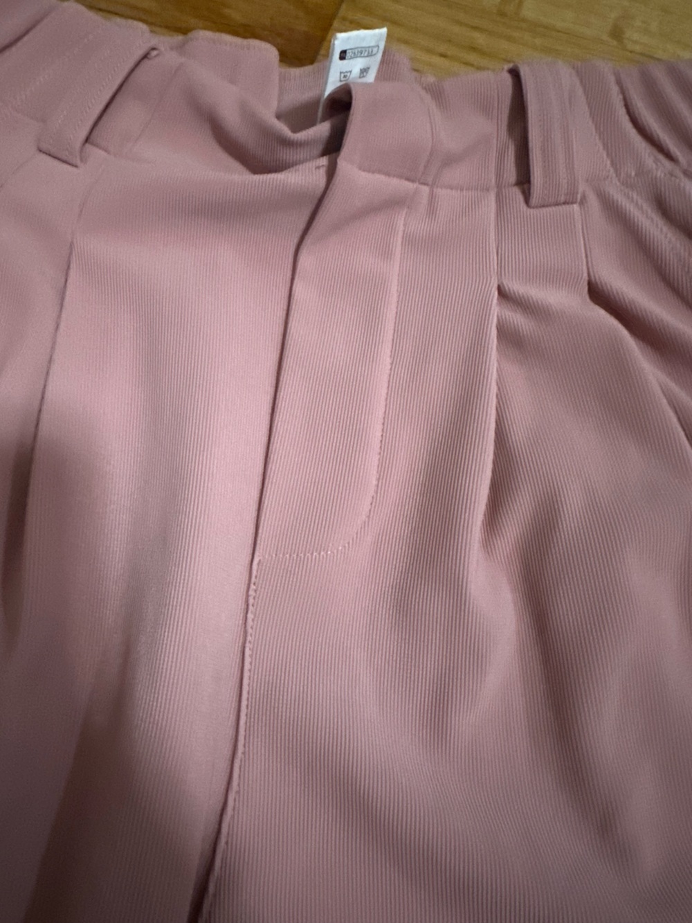 HALARA Blush Pink Ribbed Top with Tailored Seams